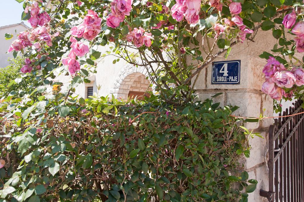 Apartments Alluro Rovinj Bagian luar foto