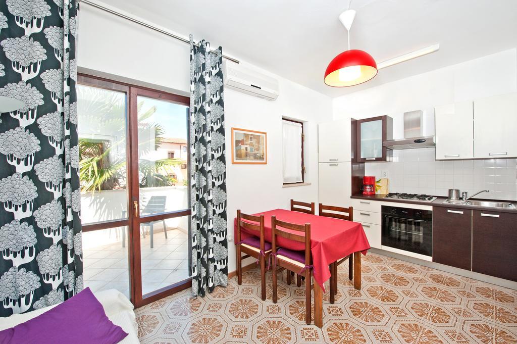Apartments Alluro Rovinj Ruang foto